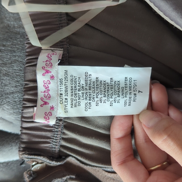 Semiformal dress with pockets, size 7 - Picture 3 of 4